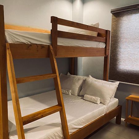 Lakayo Hillside Apartelle San Juan  Extérieur photo