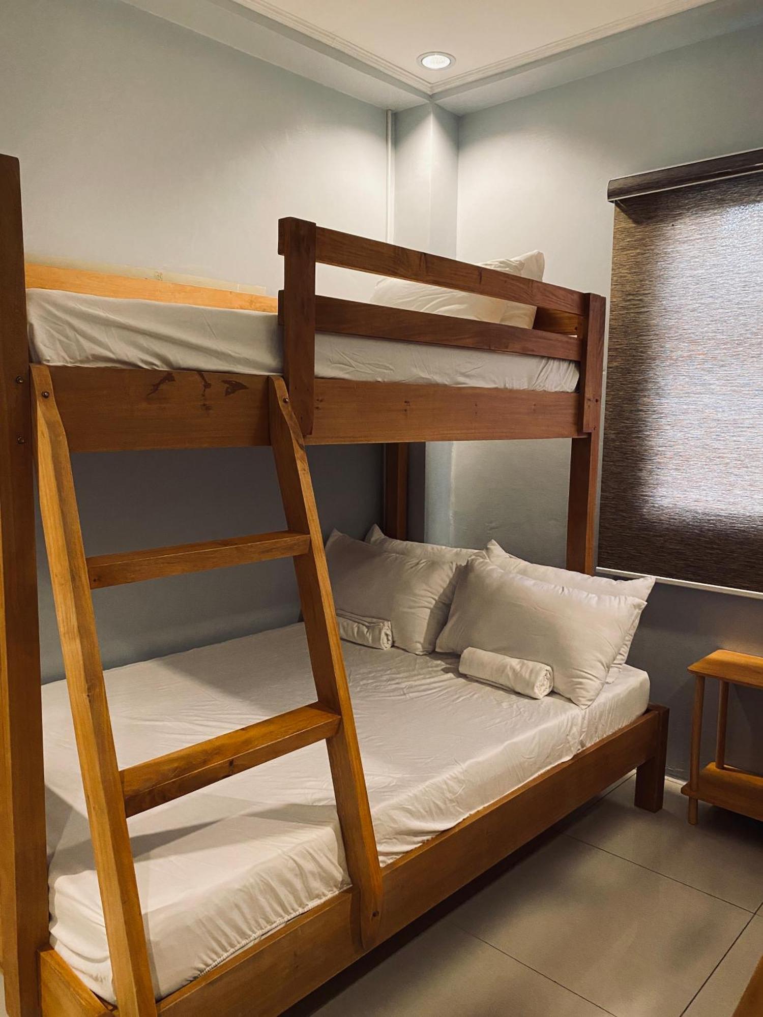 Lakayo Hillside Apartelle San Juan  Extérieur photo