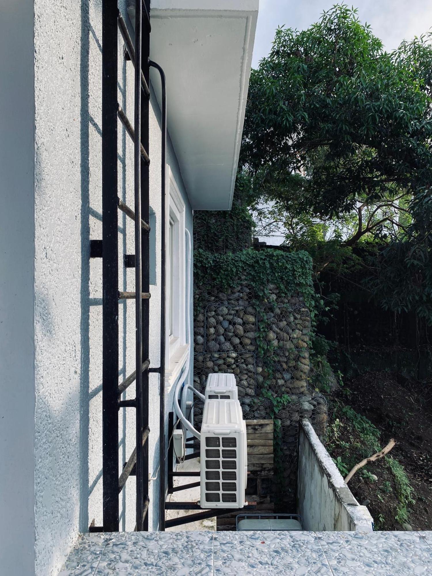 Lakayo Hillside Apartelle San Juan  Extérieur photo