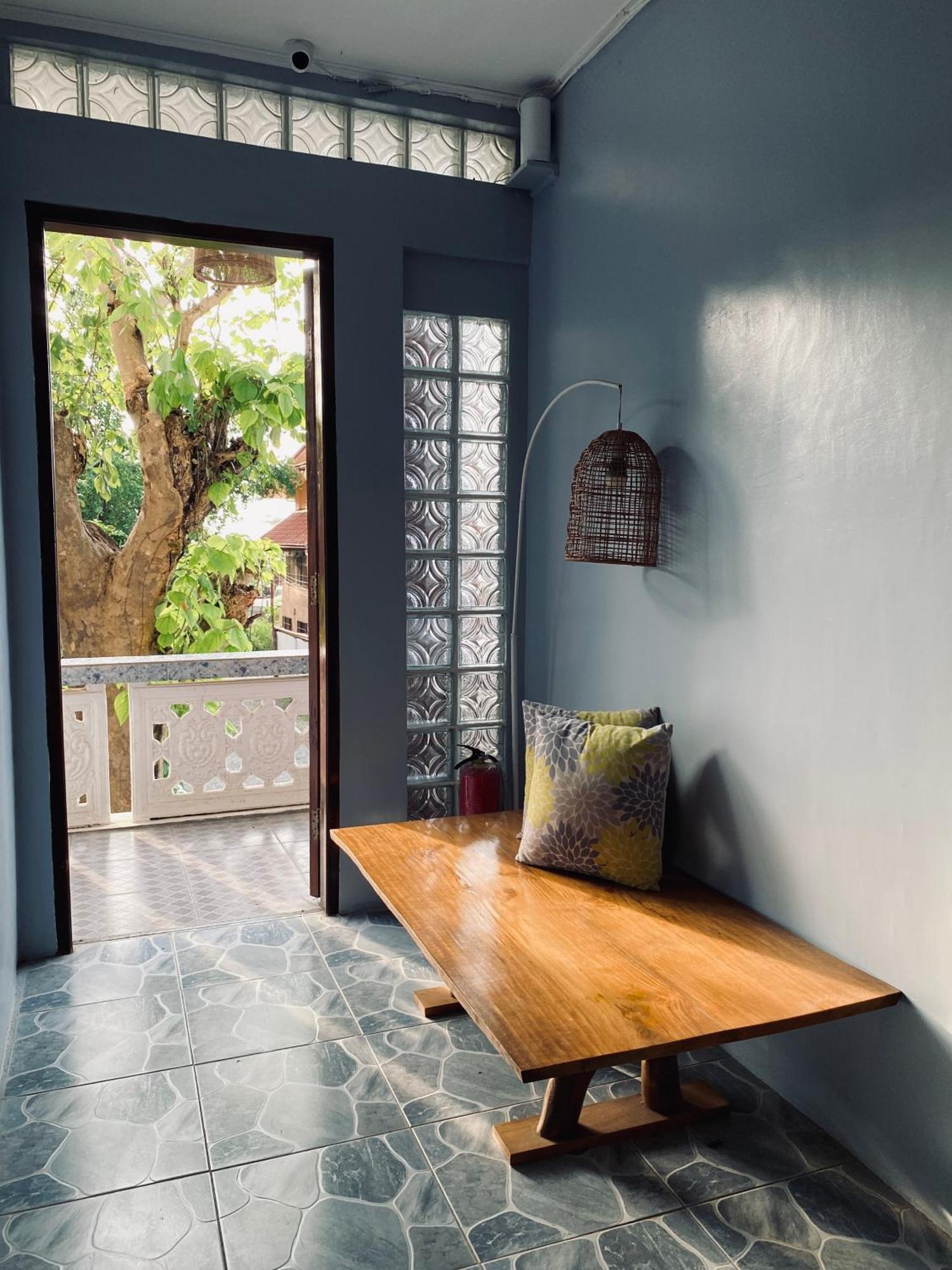 Lakayo Hillside Apartelle San Juan  Extérieur photo