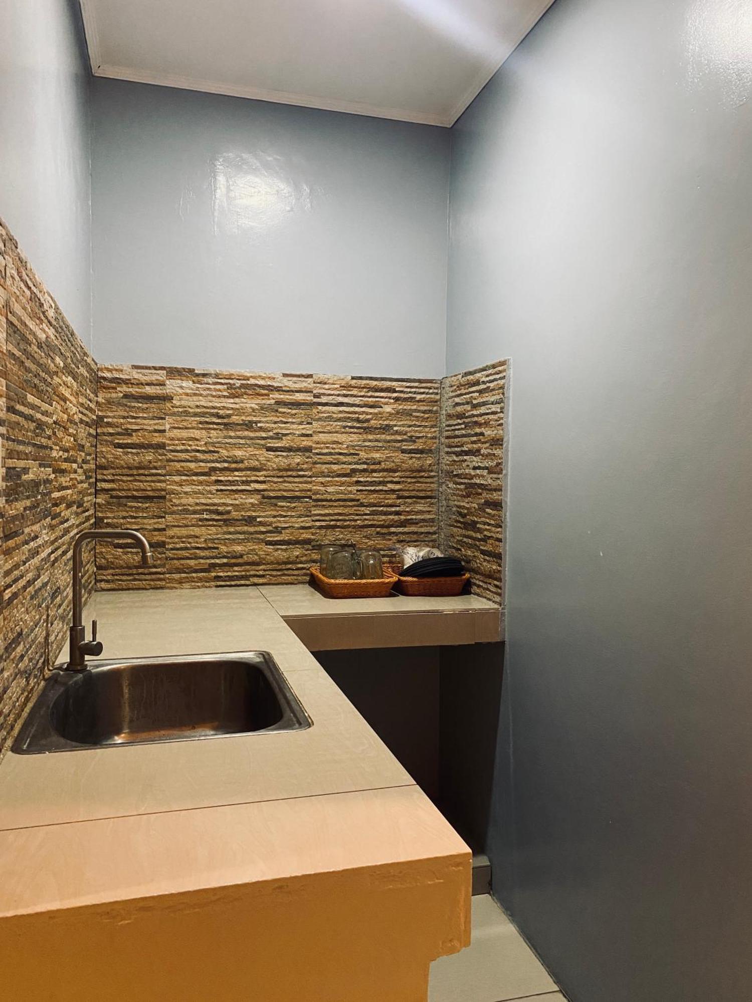 Lakayo Hillside Apartelle San Juan  Extérieur photo