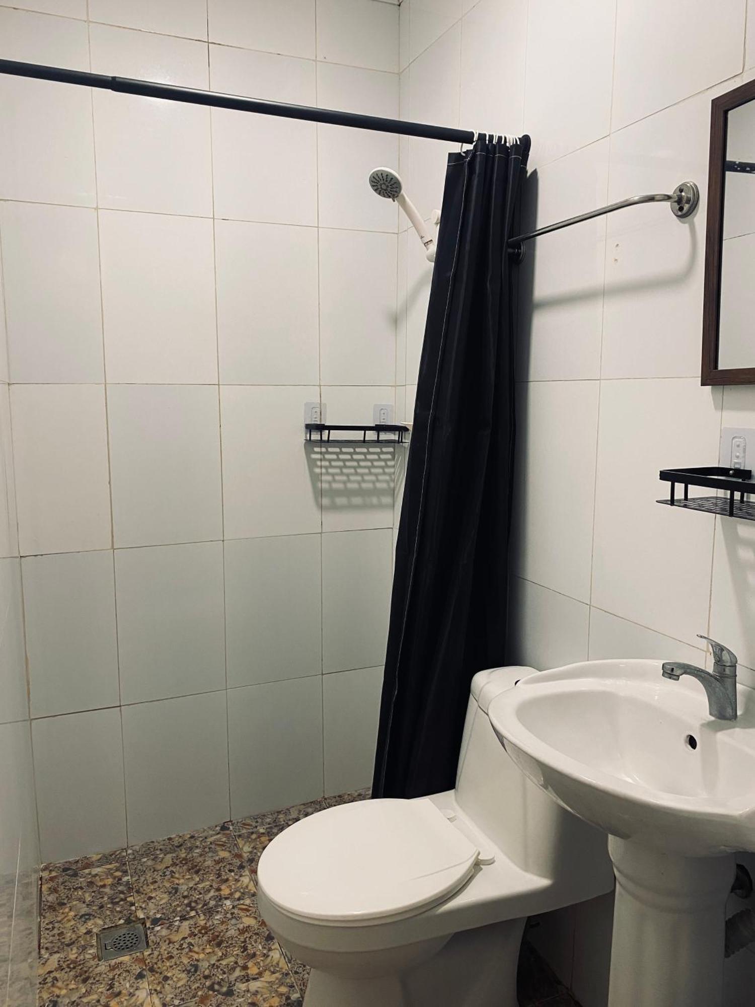 Lakayo Hillside Apartelle San Juan  Extérieur photo